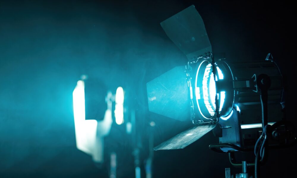 Lighting equipment on the set